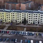 K76 - Very 2-bedrooms -2 Big Beds-1 Single Bed *