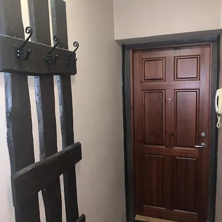 K76 - Very 2-bedrooms -2 Big Beds-1 Single Bed Tartu