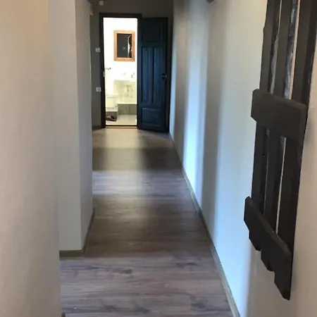K76 - Very 2-bedrooms -2 Big Beds-1 Single Bed Apartment Tartu