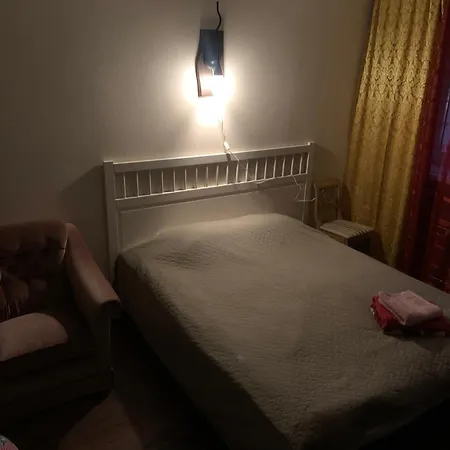 K76 - Very 2-bedrooms -2 Big Beds-1 Single Bed * تارتو