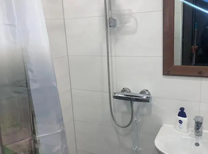 K76 - Very 2-bedrooms -2 Big Beds-1 Single Bed * Tartu